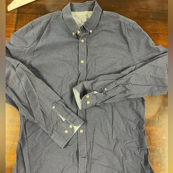 Banana Republic Poplin Button Down - Picture 1 of 5